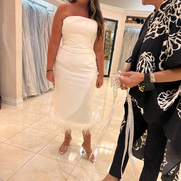 Raffinee White Dress NWT - Picture 1 of 5